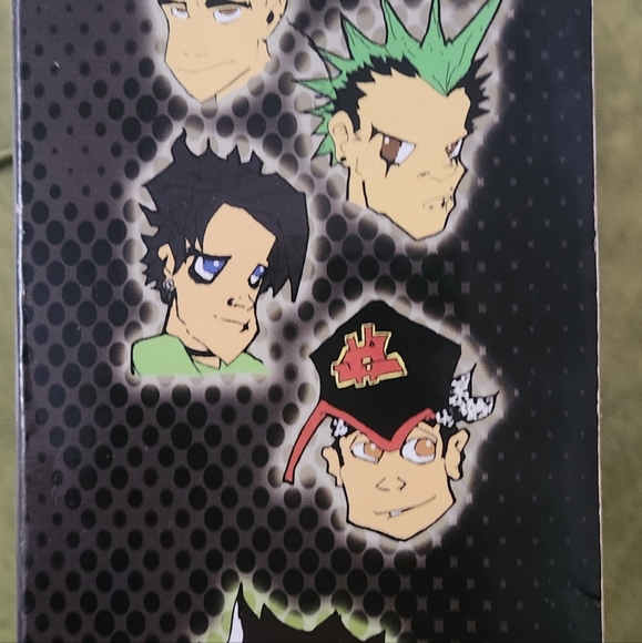 Good Charlotte Paul Action Figure Doll  Punk Music Vinyl Toy With Guitar Pick - Picture 4 of 4